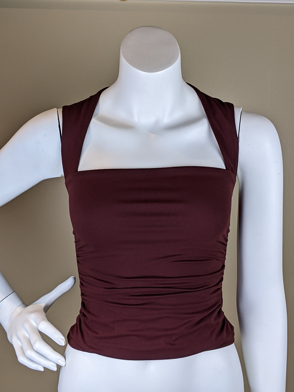 Dynamite Ruched, Sleeveless Top